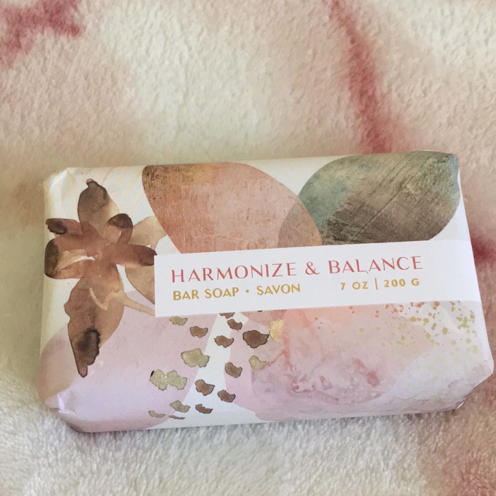 Mistral Scented Harmonize & Balance Luxury Soap from France 7oz Bar Cruelty Free